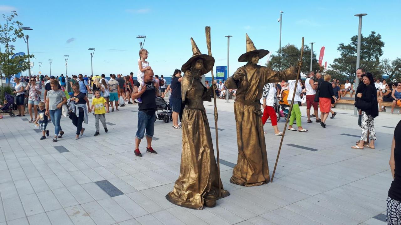 Ambrozja Dom Goscinny Kołobrzeg Kültér fotó